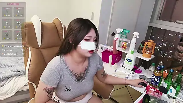 Milk_Sola live sex cam