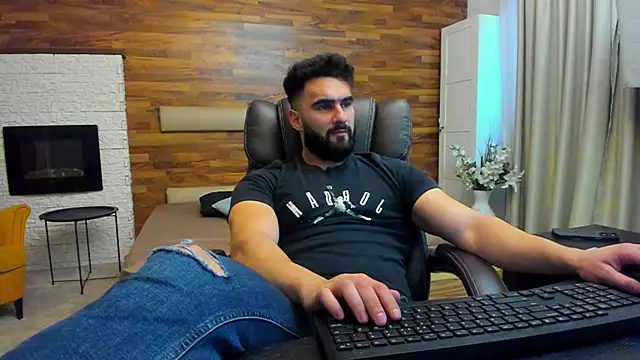 MicahLane live sex cam