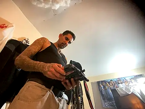 hornycouple818 live sex cam