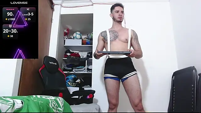 freestyle_blake1 live sex cam