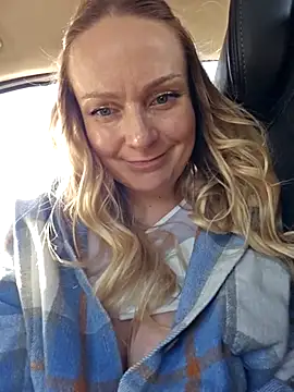 Bondgirl_013 live sex cam