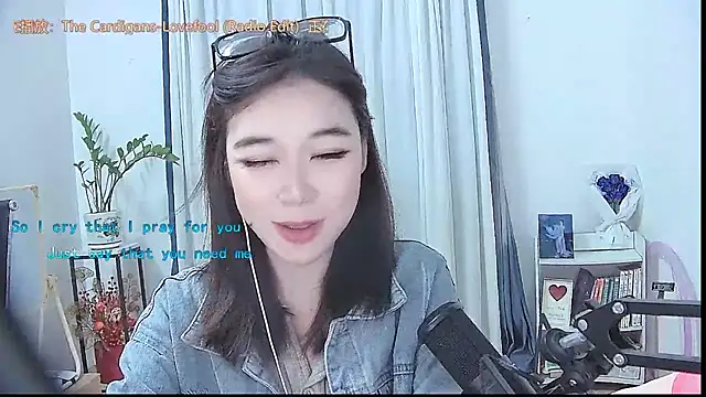 Amity-ox live sex cam