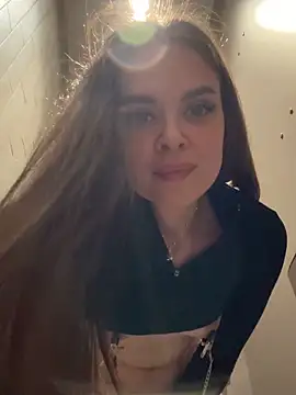 KristiRich live sex cam