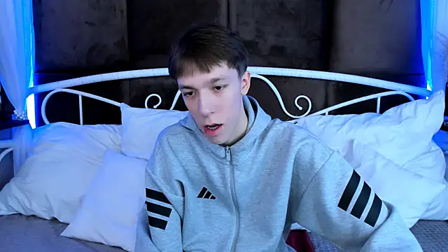 MarkBranston live sex cam