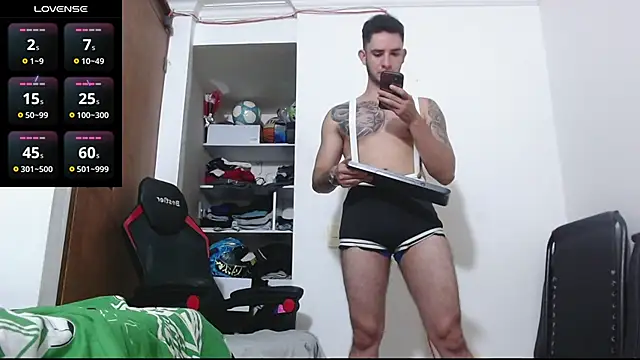 freestyle_blake1 live sex cam