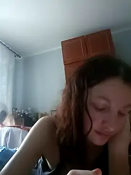 AlisKiv's cam snapshot