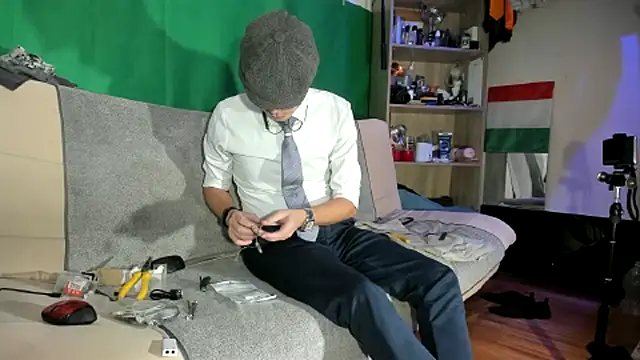 viraglaci18@xh live sex cam