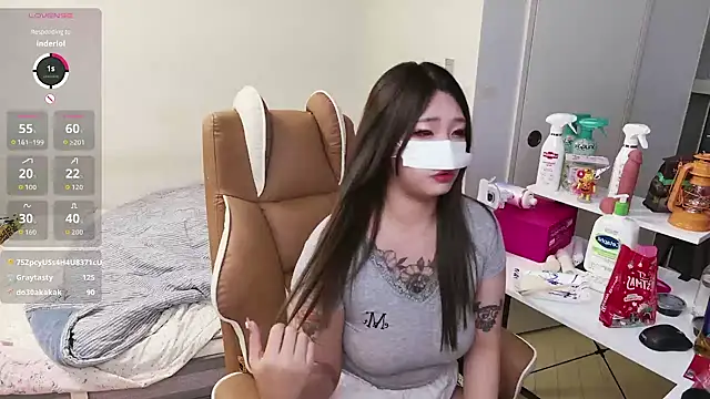 Milk_Sola live sex cam