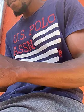 EAT_IT88's cam snapshot