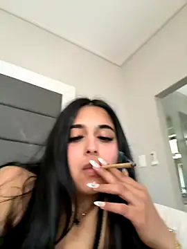 LilMisIndianx live sex cam