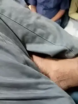 Bengali_BULL1's cam snapshot