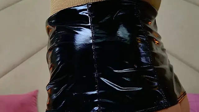 ChloeFrost live sex cam