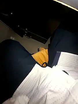 hackyourpussy@xh's cam snapshot