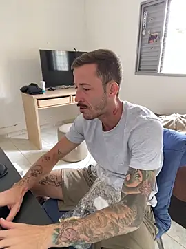 Lucasjandre's cam snapshot