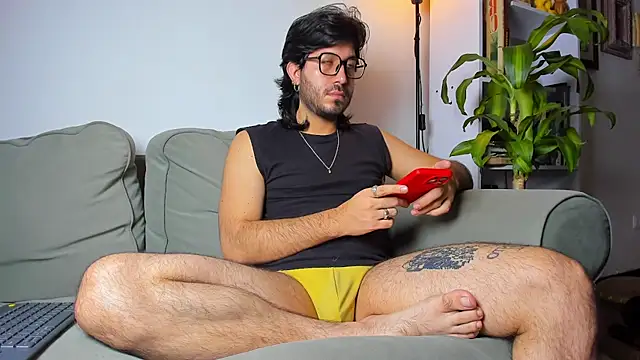 Ackerman_Eren_ live sex cam