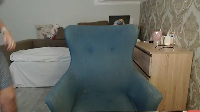 Mallinia live sex cam