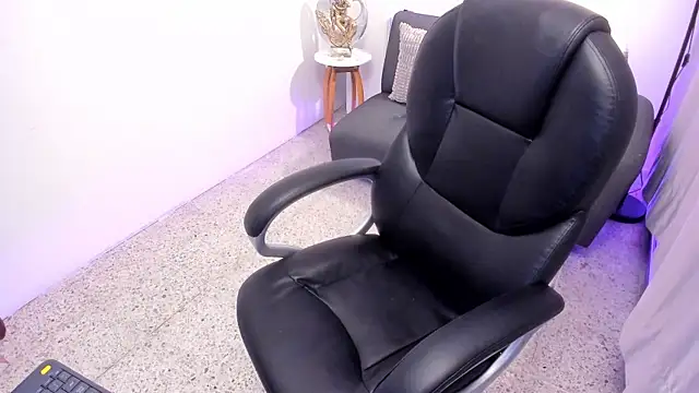 SALOME_F0X_ live sex cam