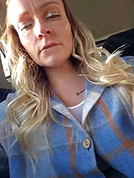 Bondgirl_013 live sex cam