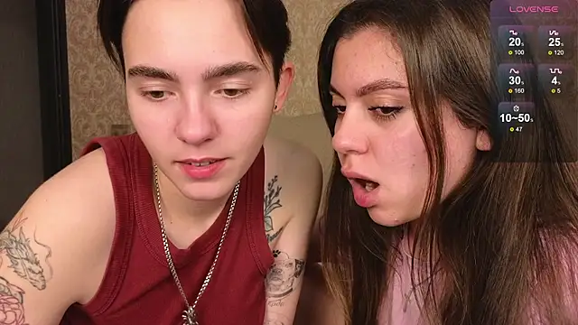 twobabesweet live sex cam