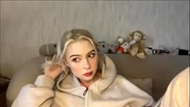 DayleSileo's cam snapshot