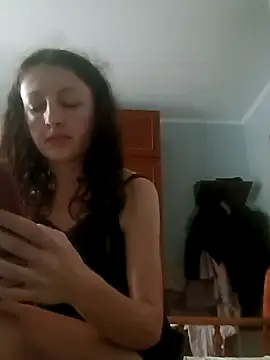 AlisKiv's cam snapshot