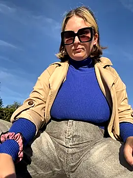 KateBurlesk's cam snapshot