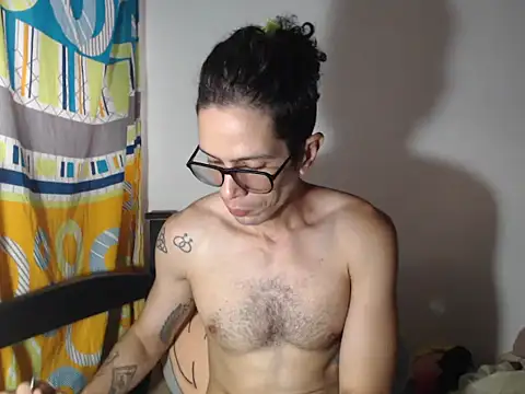 alisterxxx live sex cam