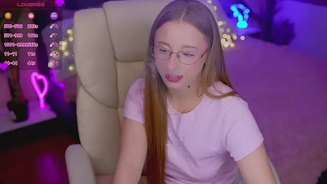 SilverrMoon live sex cam