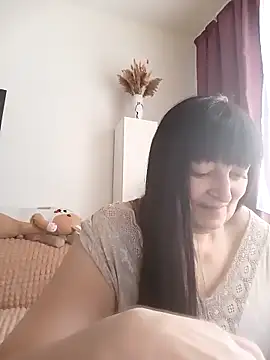 Women-pleasures live sex cam