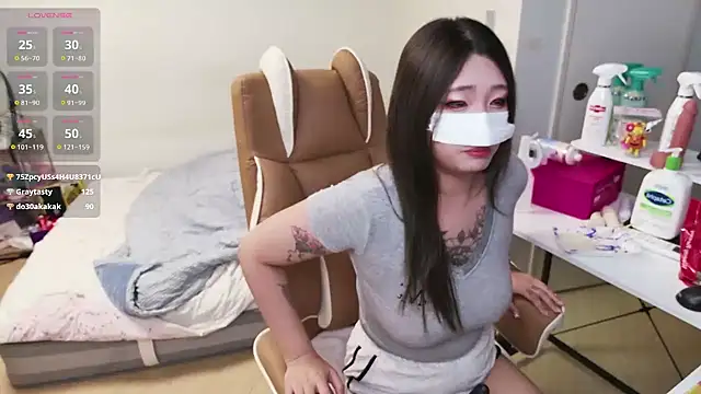 Milk_Sola live sex cam