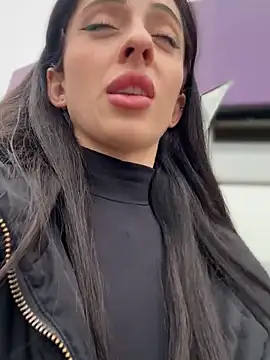 Lilitoppp live sex cam