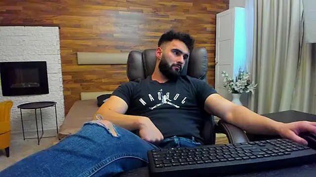 MicahLane live sex cam