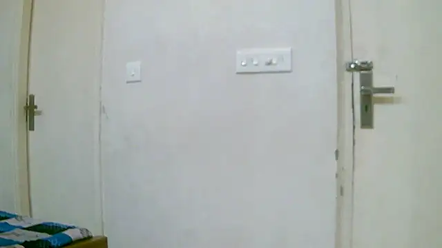 ragini_m_m_s live sex cam