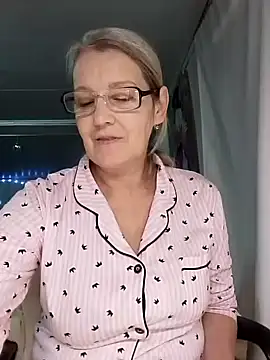 irinamaux live sex cam