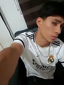 LUISSLEONN0958 live sex cam