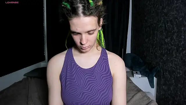 KIKI_Krash live sex cam