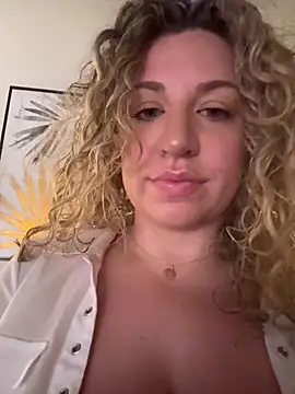 miamellycious live sex cam