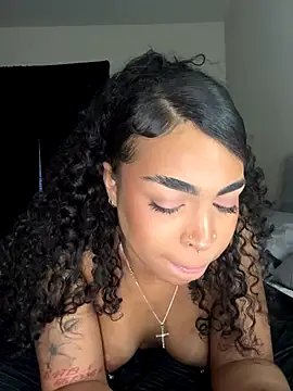 azaraxxxamor live sex cam