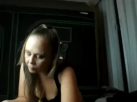 nikkibae33's cam snapshot