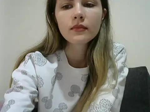 Erii18's cam snapshot