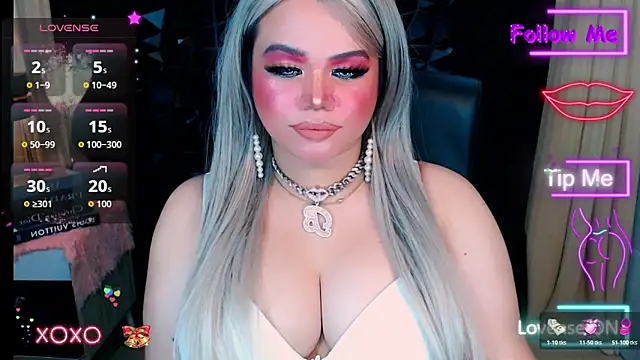 xHugeHarleySelfsuckerx live sex cam