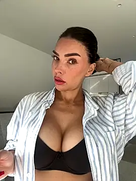 krissiswrld- live sex cam