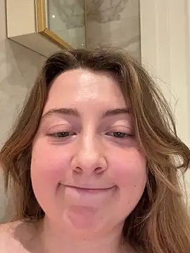 curvyflawless live sex cam