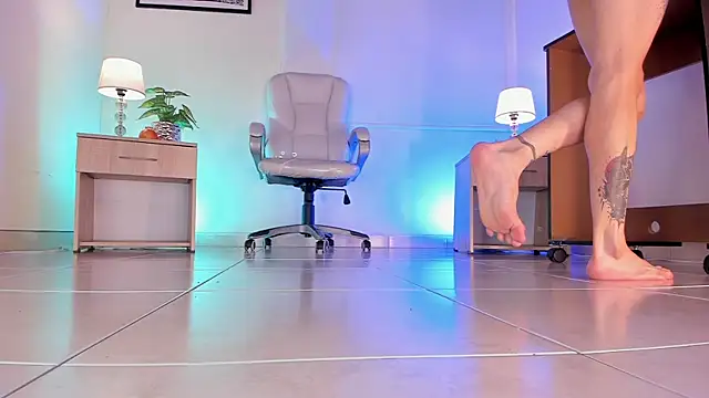 ArchieCollins live sex cam