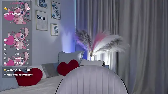 OdetteHarwick live sex cam