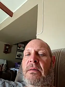 LyrateMarathon live sex cam