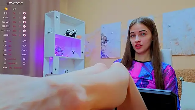 AstoriyaNight live sex cam