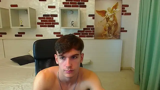 BradyFlint live sex cam