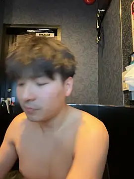 yuuki8910 live sex cam