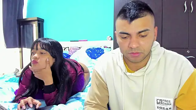 LazyandSniffer28 live sex cam